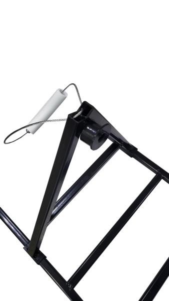 Устройство для переноски и отмотки барабанов с оптическим кабелем. Диаметр барабана до 56см, ширина до 65см, вес до 65кг.